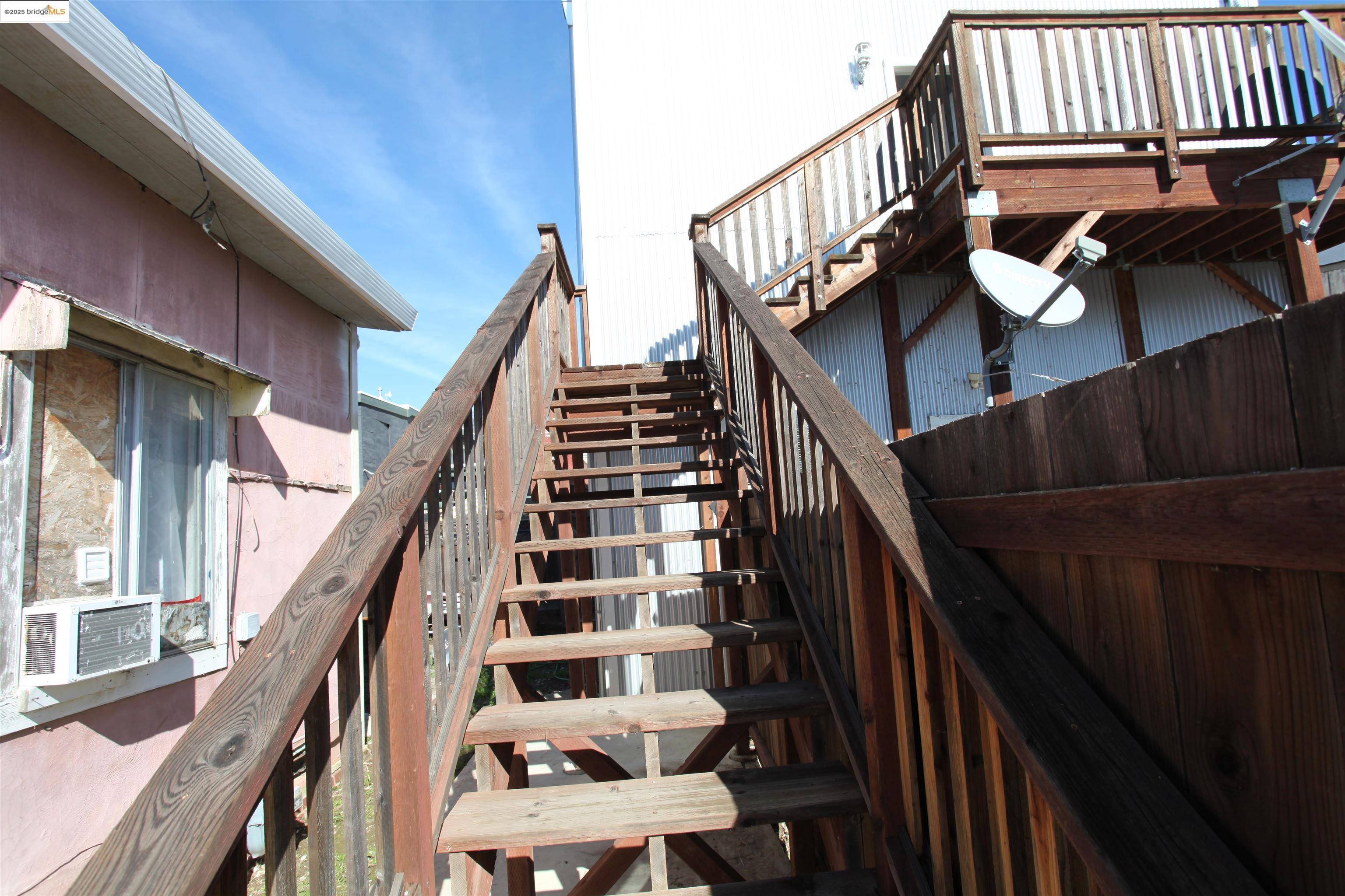 50 Main Street Isleton, CA 95641 - Photo 27 of 59 a view of entryway and hall with wooden floor