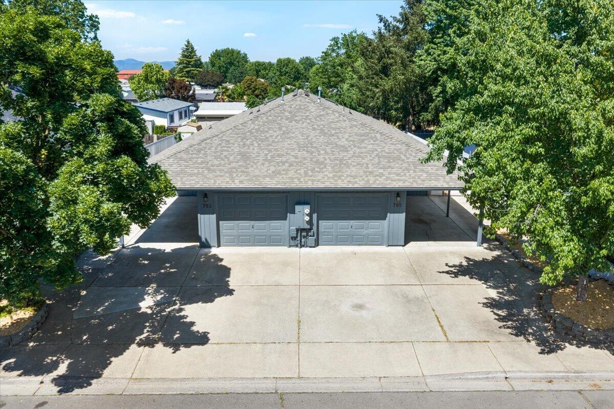 783 Columbine Way Central Point, OR 97502 - Photo 31 of 34 31