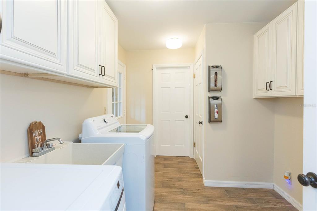 13001 Sydney Road Dover, FL 33527 - Photo 27 of 52