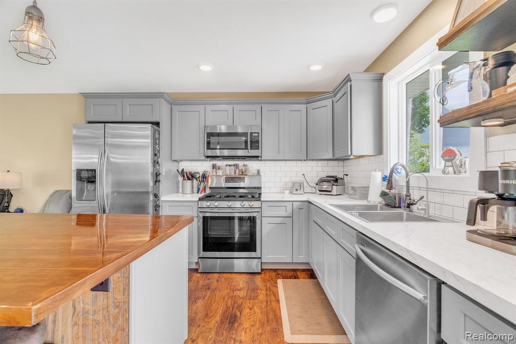 2970 Galbraith Line Road Yale, MI 48097 - Photo 10 of 47 Gallery Image 10