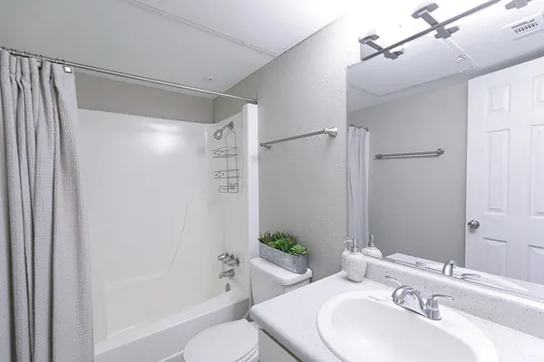 $1,073 | 8100 North Mopac Expressway, Unit 18182, Austin, TX 78759