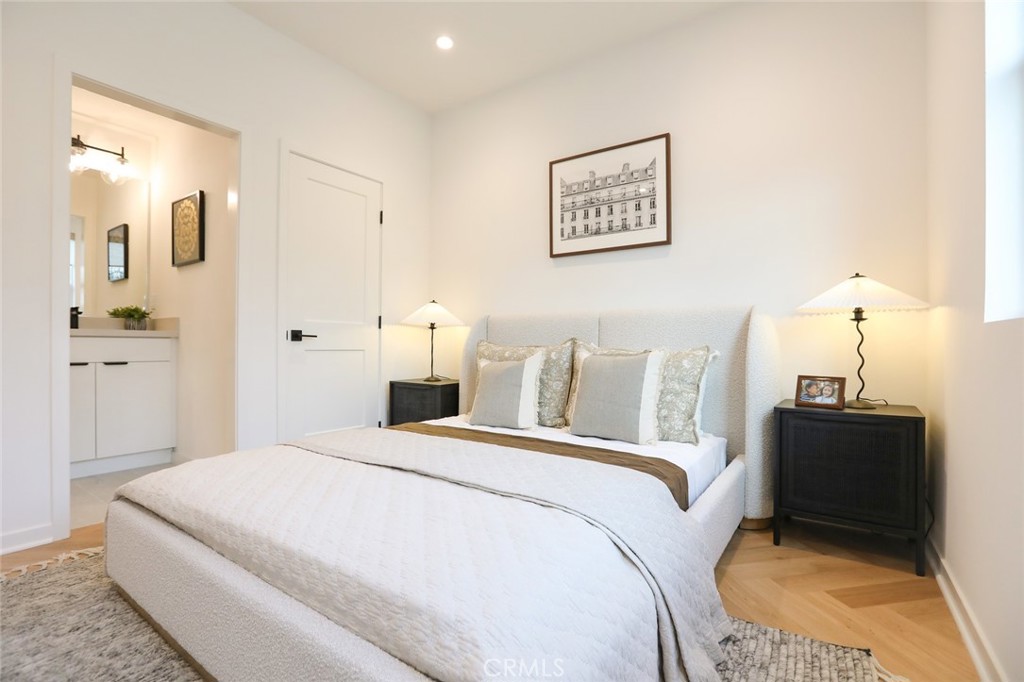 151 Jessup Way Tustin, CA 92780 - Photo 13 of 33 Entry level bedroom 4 with direct access bathroom