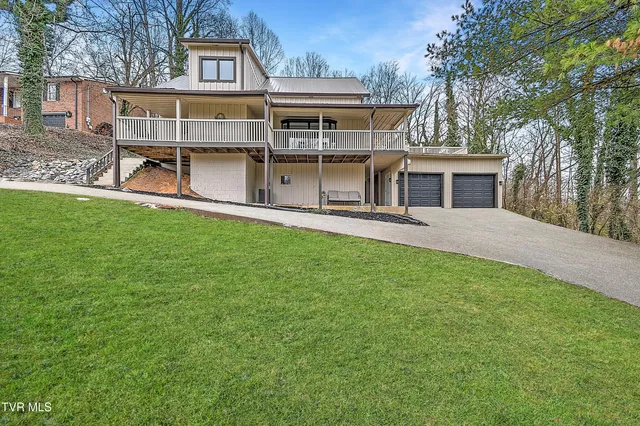 $450,000 | 331 Edgefield Road, Piney Flats, TN 37686