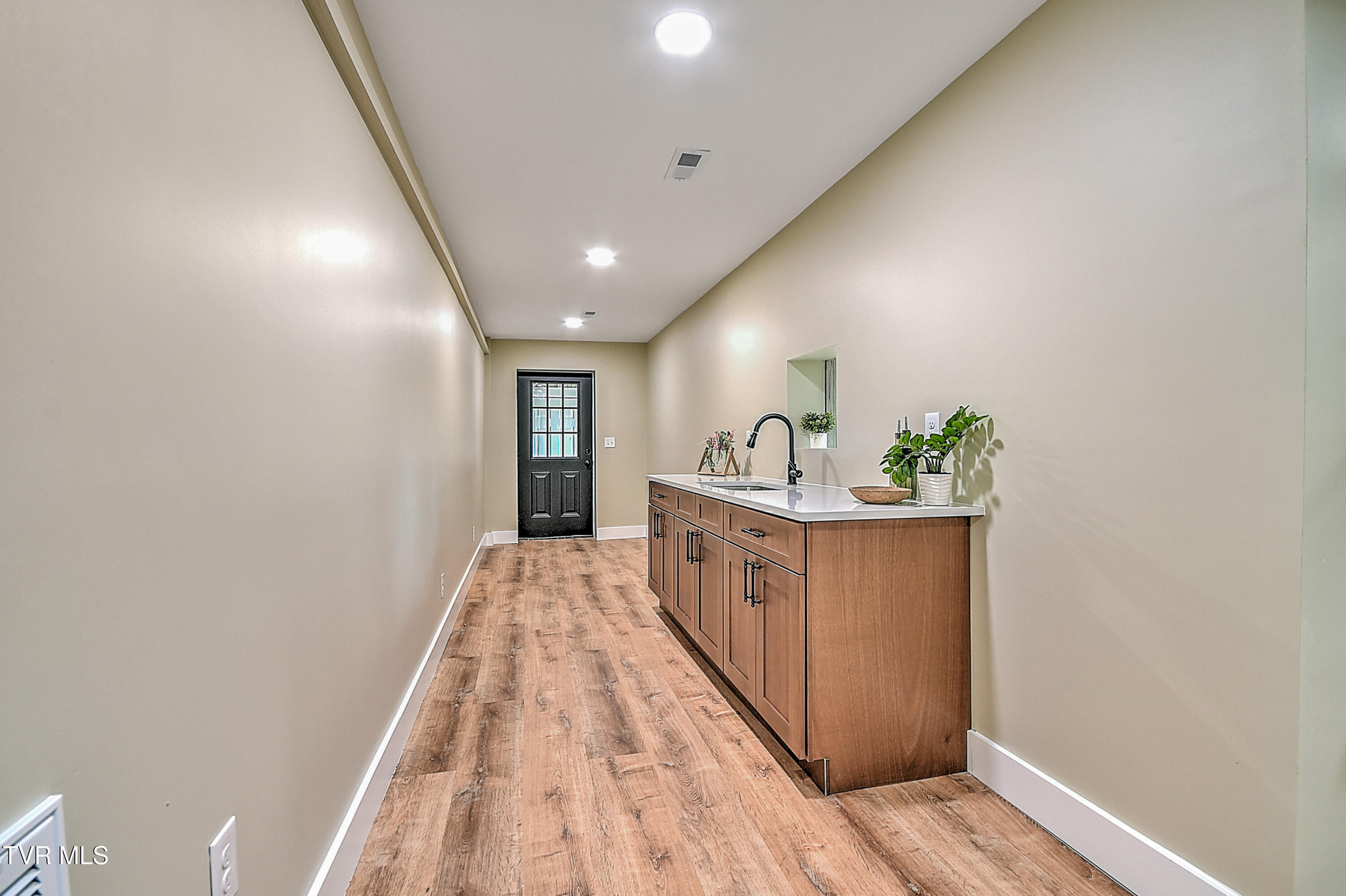 331 Edgefield Road Piney Flats, TN 37686 - Photo 46 of 76 331 Edgefield KB-53