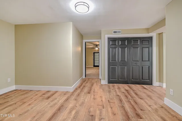 $450,000 | 331 Edgefield Road, Piney Flats, TN 37686