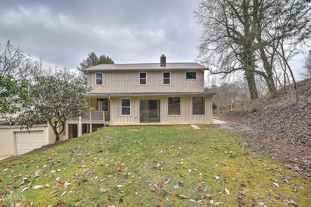 $450,000 | 331 Edgefield Road, Piney Flats, TN 37686