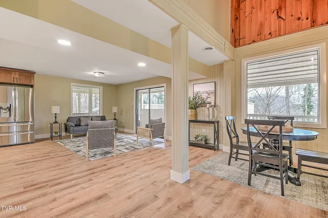 $450,000 | 331 Edgefield Road, Piney Flats, TN 37686