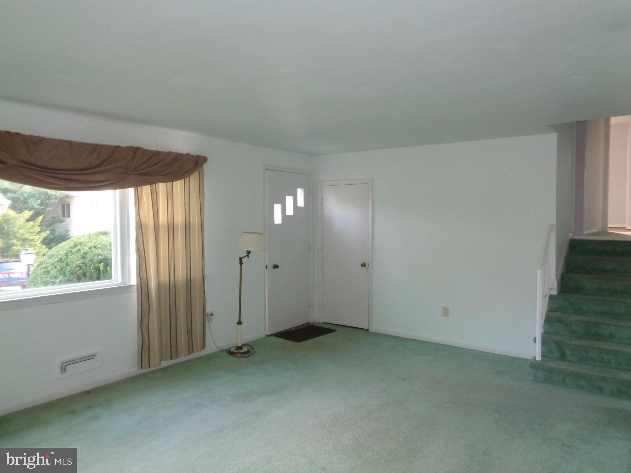 204 Meadowvale Road Lutherville-Timonium, MD 21093 - Photo 2 of 21 Living Room