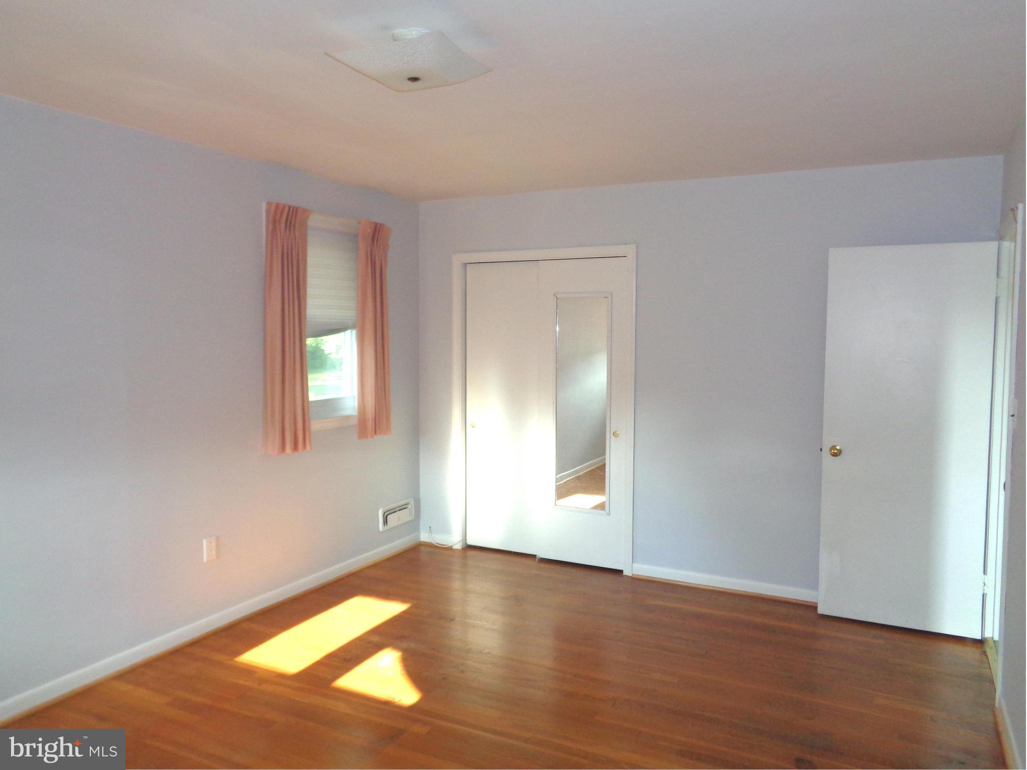 204 Meadowvale Road Lutherville-Timonium, MD 21093 - Photo 11 of 21 Bedroom (Master)