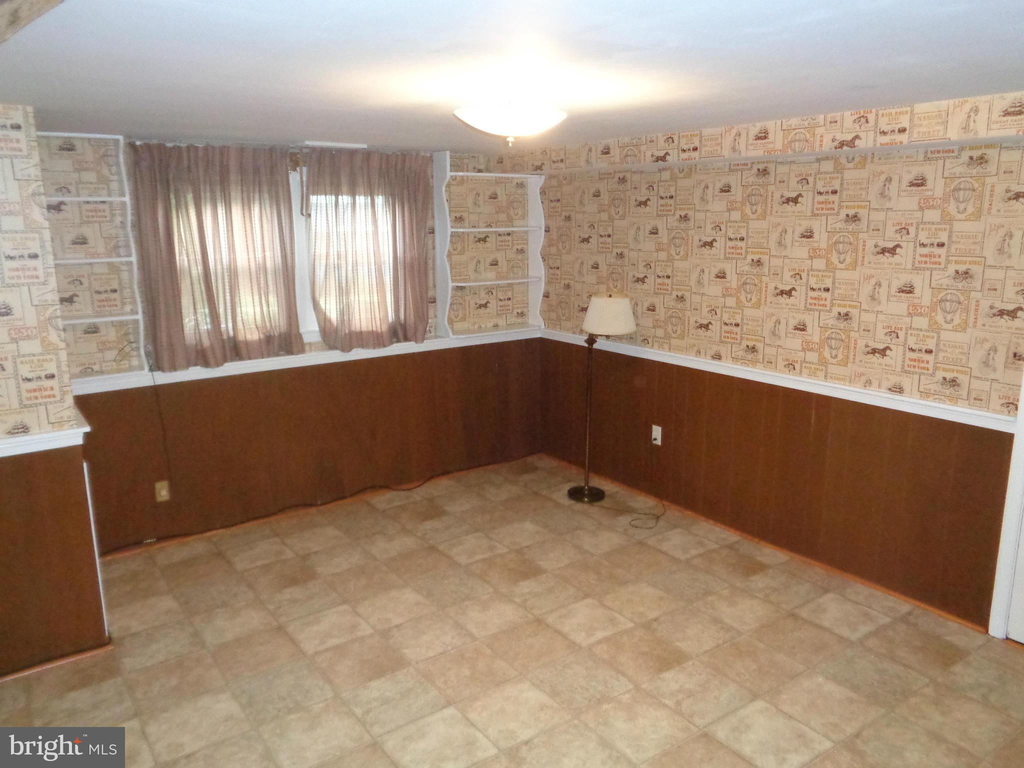 204 Meadowvale Road Lutherville-Timonium, MD 21093 - Photo 15 of 21 Family Room