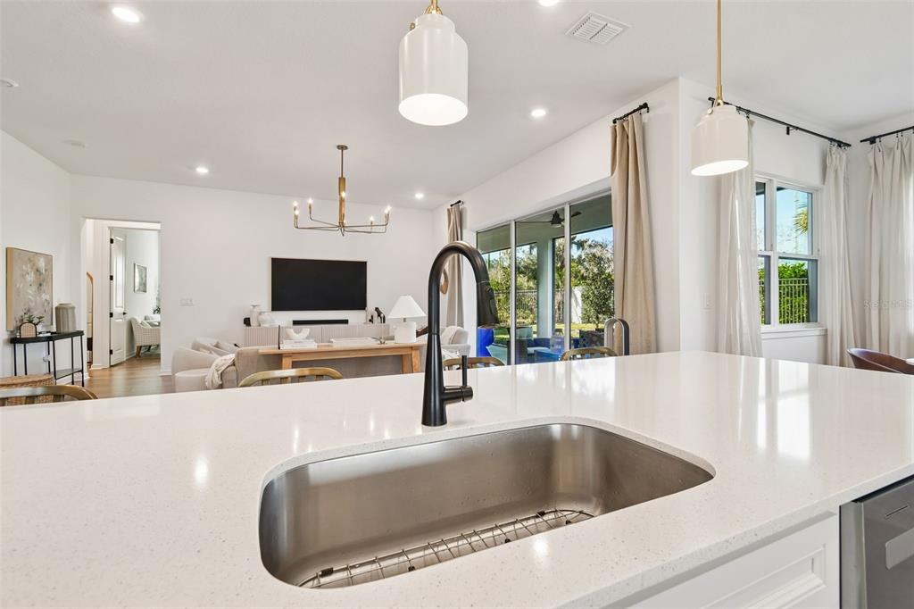 13816 Sharp Hawk Drive Riverview, FL 33569 - Photo 21 of 86