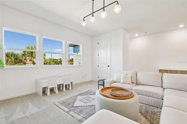 $925,000 | 13816 Sharp Hawk Drive, Riverview, FL 33569