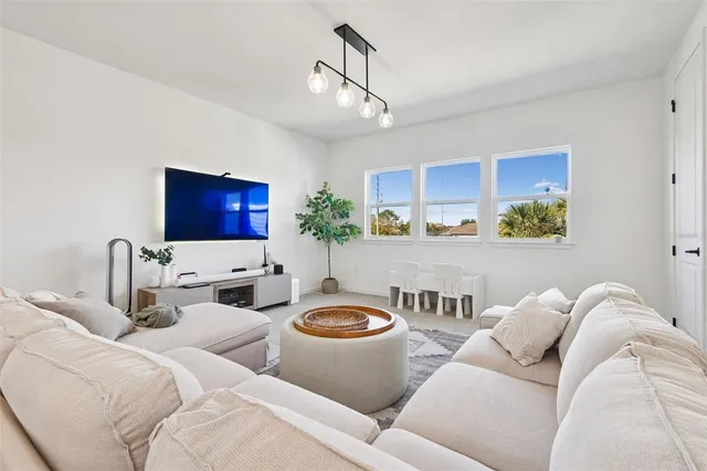 $925,000 | 13816 Sharp Hawk Drive, Riverview, FL 33569