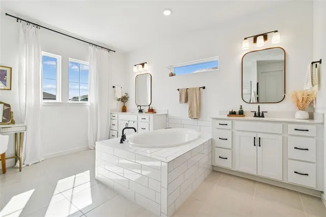 $925,000 | 13816 Sharp Hawk Drive, Riverview, FL 33569