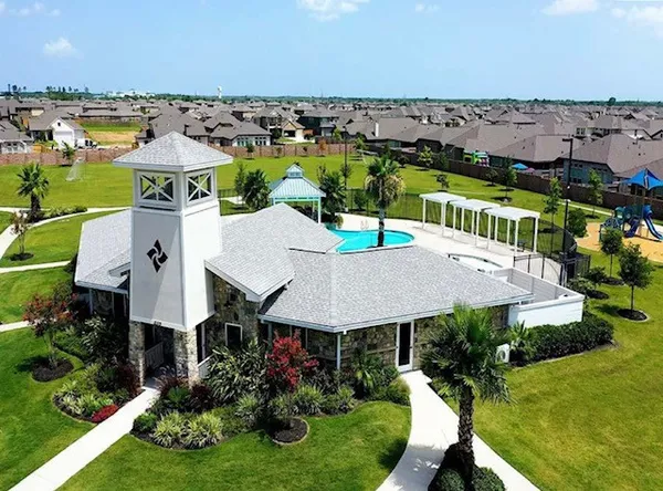 $3,000 | 3003 Lago Costa Drive, Texas City, TX 77568