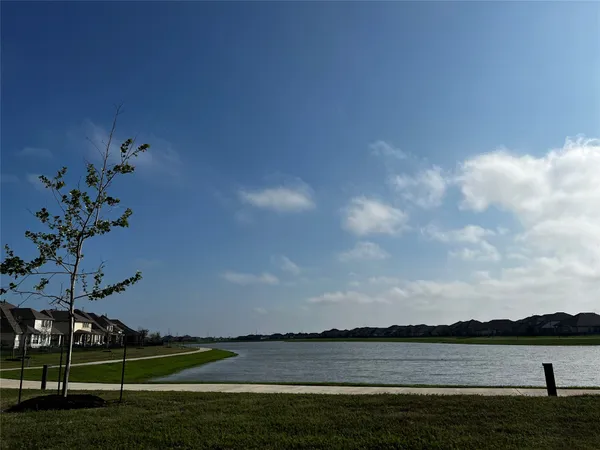 $3,000 | 3003 Lago Costa Drive, Texas City, TX 77568