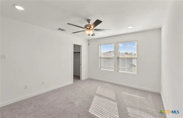 $275,000 | 109 Green Berets Bend, Jarrell, TX 76537