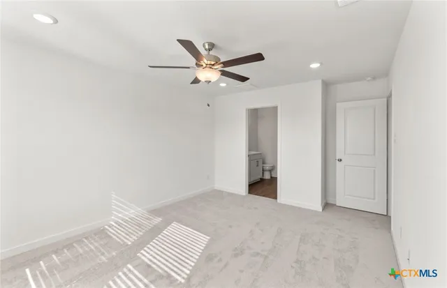 $275,000 | 109 Green Berets Bend, Jarrell, TX 76537