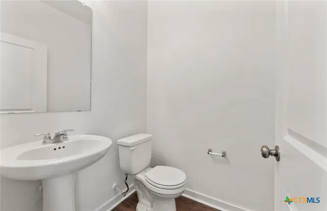 $275,000 | 109 Green Berets Bend, Jarrell, TX 76537