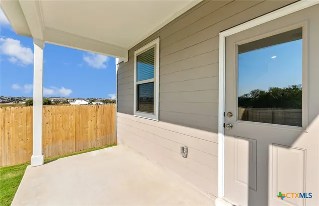 $275,000 | 109 Green Berets Bend, Jarrell, TX 76537