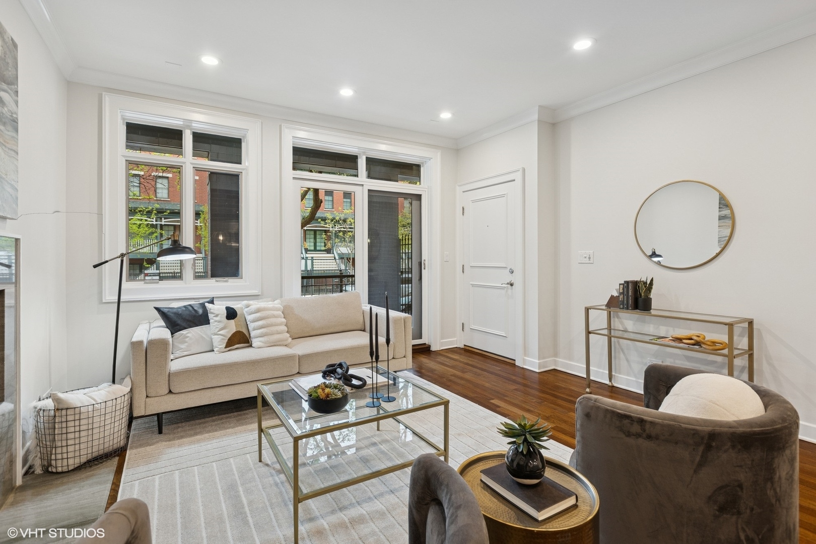 1035 West Monroe Street, Unit 1 Chicago, IL 60607 - Photo 2 of 27 a living room with furniture and a window