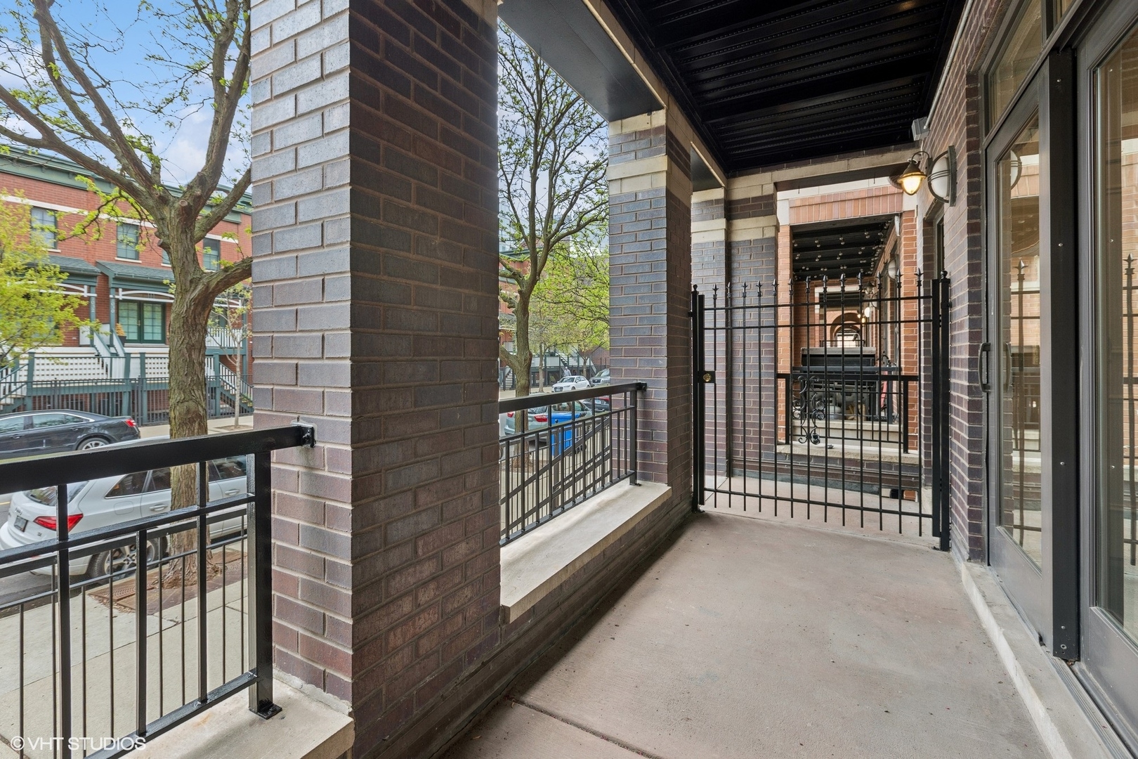 1035 West Monroe Street, Unit 1 Chicago, IL 60607 - Photo 7 of 27 a view of front door and porch with wooden floor