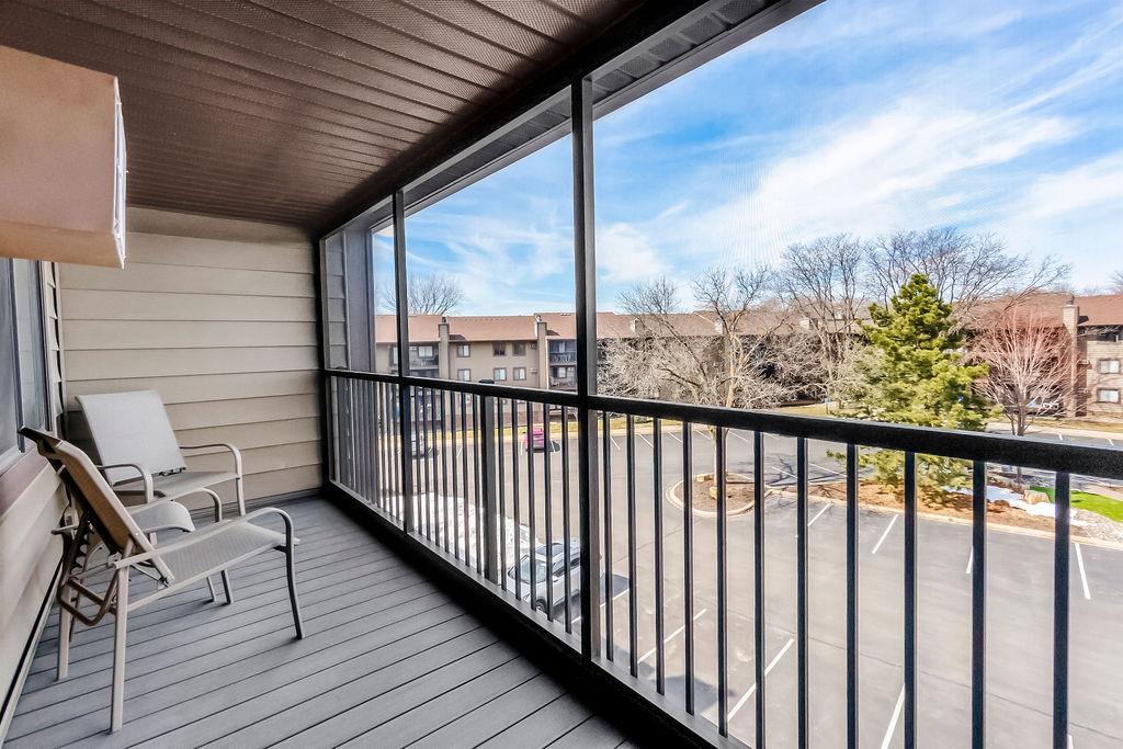 7501 West 101st Street, Unit 320 Bloomington, MN 55438 - Photo 8 of 16