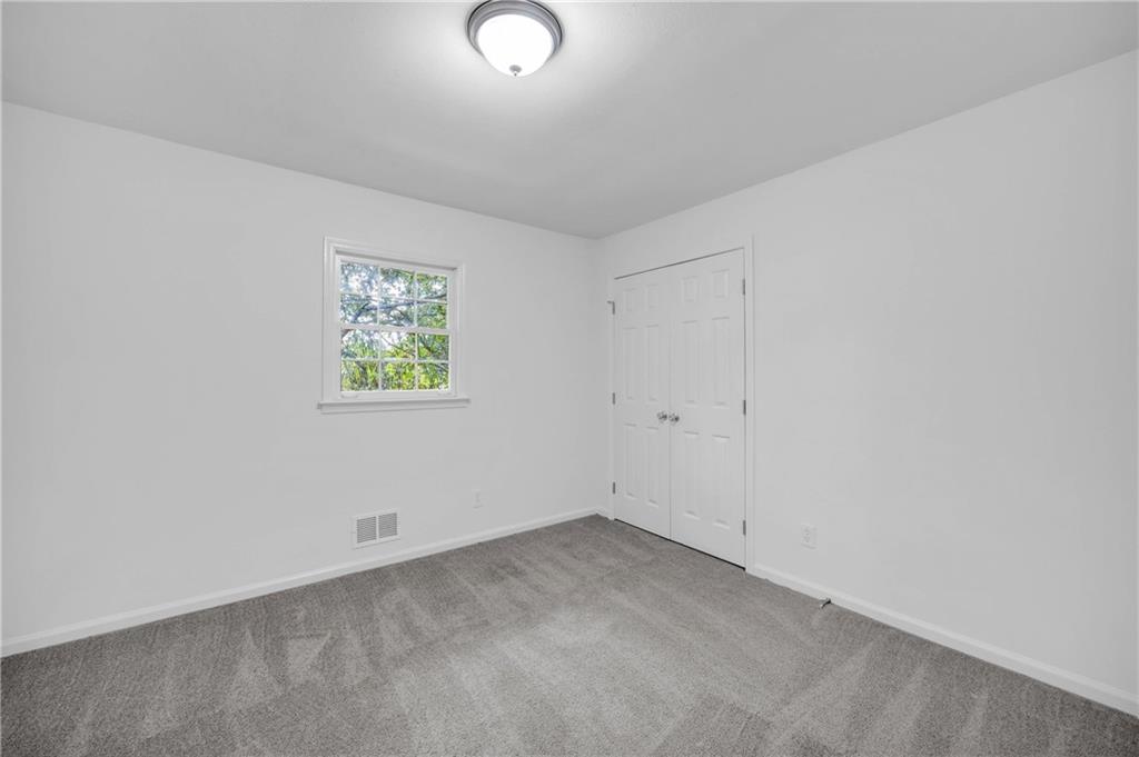 1586 Kings Road Marietta, GA 30062 - Photo 43 of 66