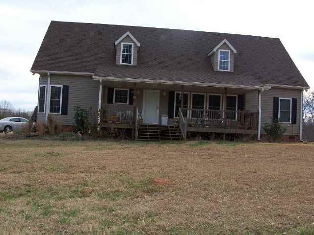 314 Crawford Road Gray Court, SC 29645 - Photo 1 of 9