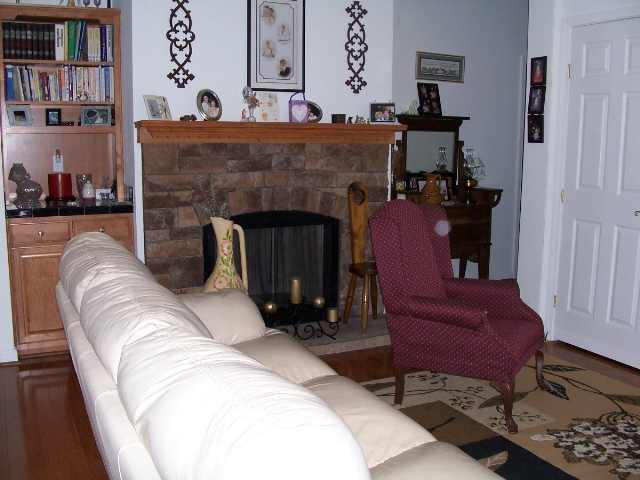 314 Crawford Road Gray Court, SC 29645 - Photo 2 of 9