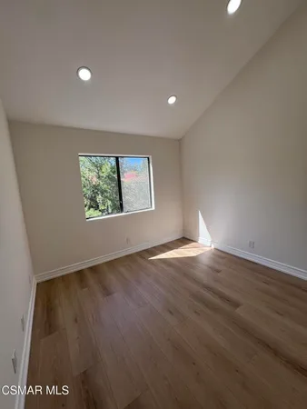 $4,995 | 21900 Marylee Street, Unit 292, Woodland Hills, CA 91367