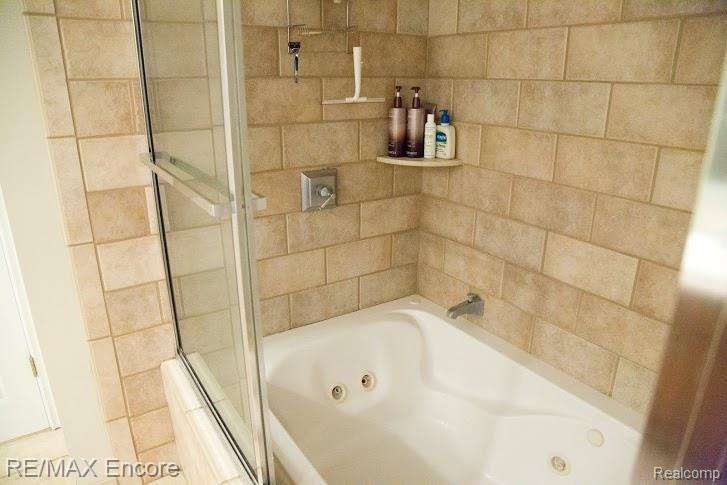 2810 Hillendale Drive Rochester Hills, MI 48309 - Photo 28 of 38