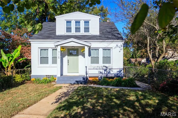 $172,500 | 715 Erskine Avenue, St. Louis, MO 63125