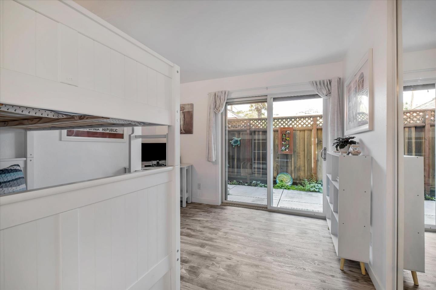 120 Stephen Road Aptos, CA 95003 - Photo 18 of 39 Gallery Image 18