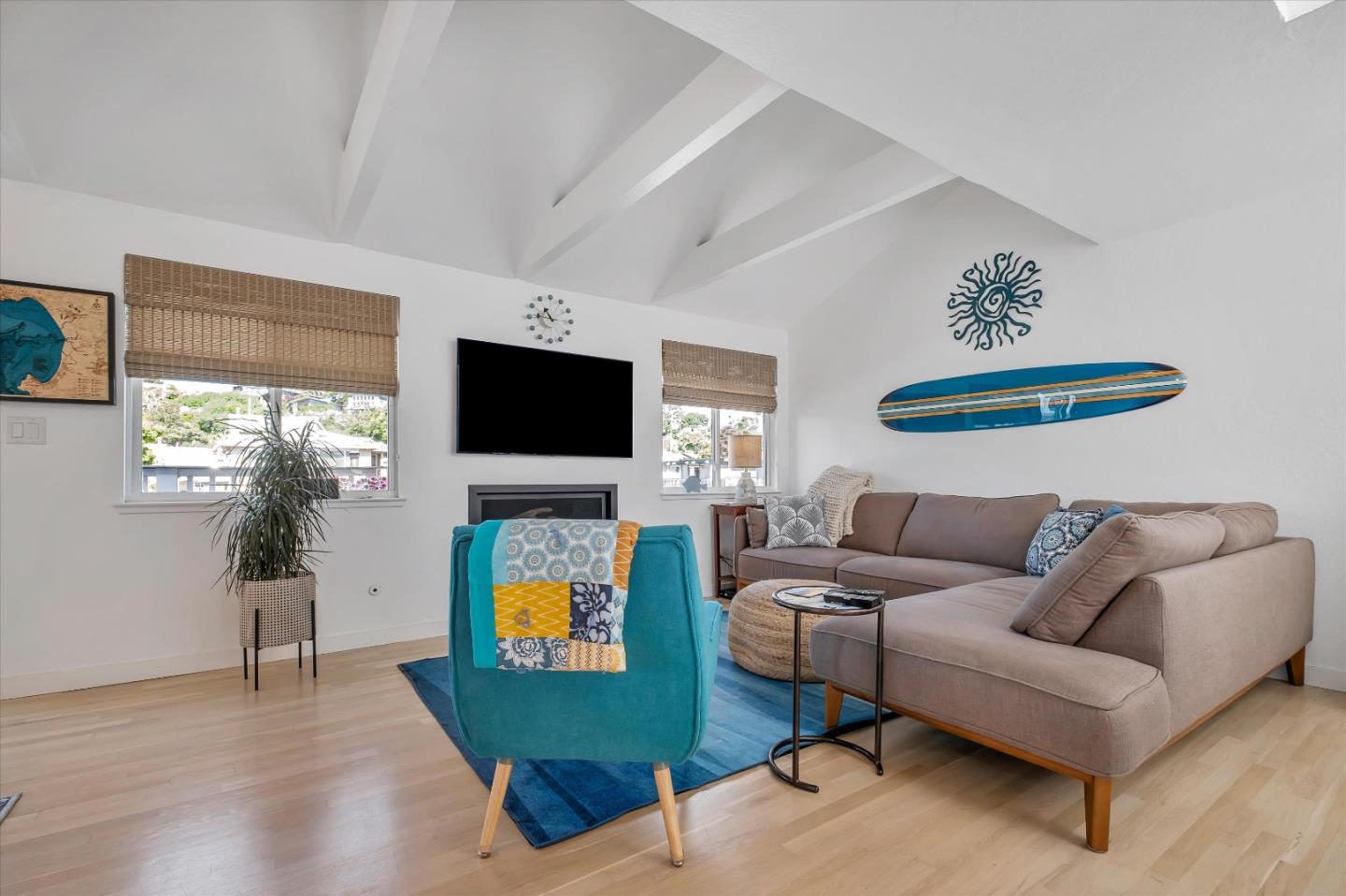 120 Stephen Road Aptos, CA 95003 - Photo 5 of 39 Gallery Image 5