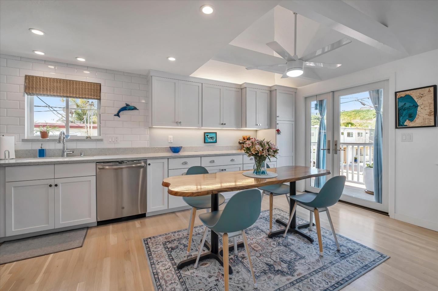 120 Stephen Road Aptos, CA 95003 - Photo 10 of 39 Gallery Image 10