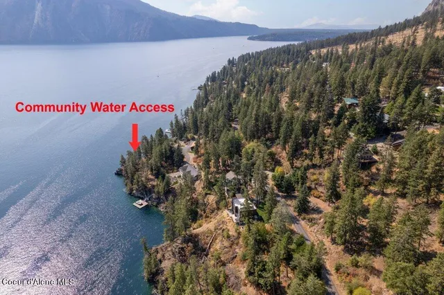 $159,900 | 762 Glacier Loop Road, Athol, ID 83801