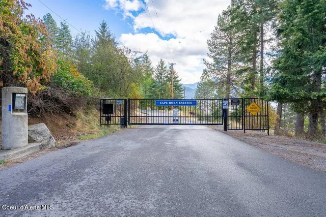 $159,900 | 762 Glacier Loop Road, Athol, ID 83801