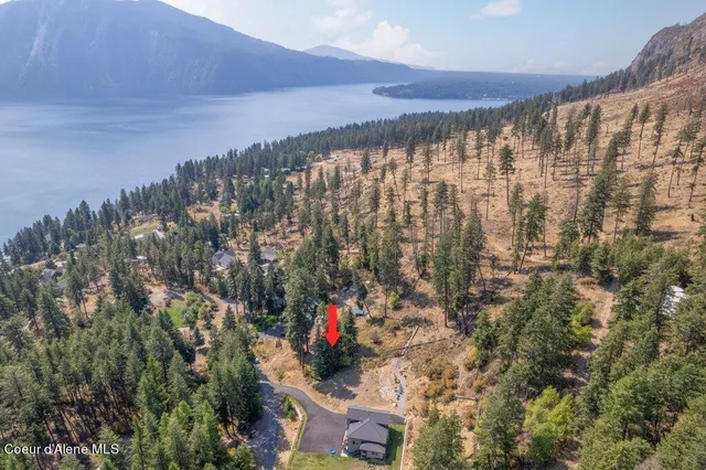 $159,900 | 762 Glacier Loop Road, Athol, ID 83801