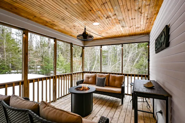 $699,000 | 20 Fenderson Road, Saco, ME 04072