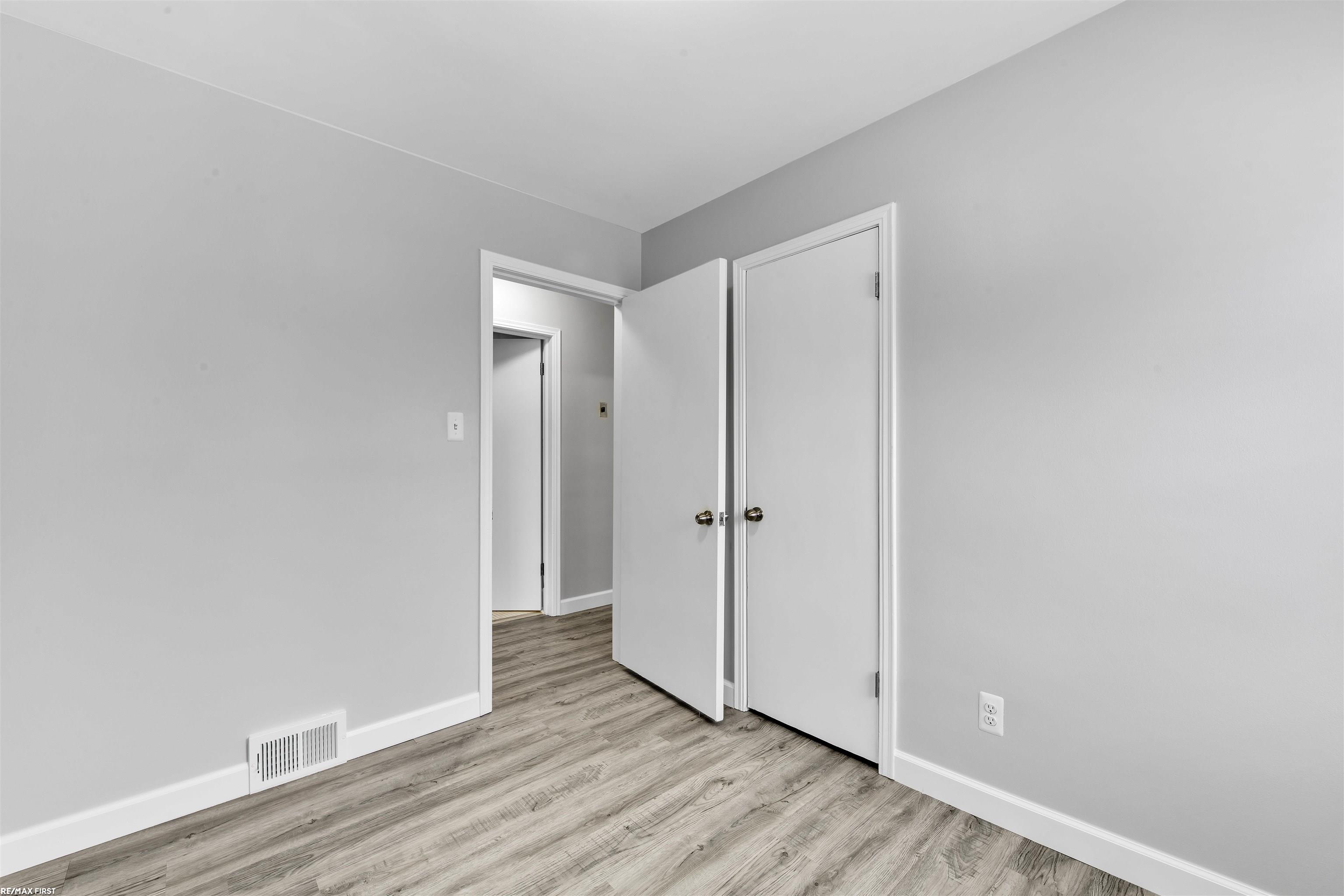 22674 Ulrich Street Clinton, MI 48036 - Photo 18 of 24