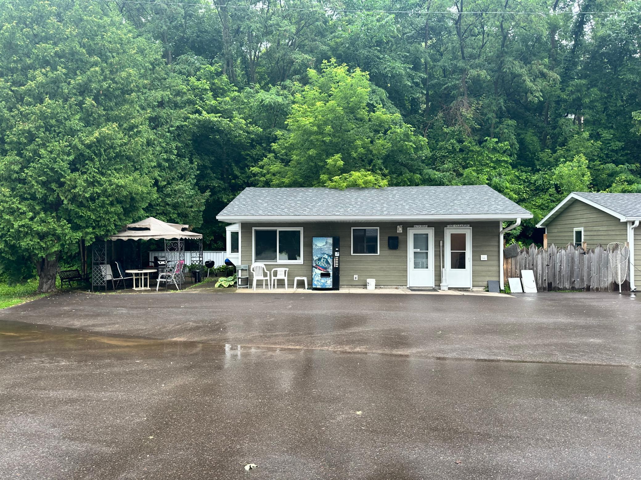 240 Highway 35 Alma, WI 54610 - Photo 13 of 51