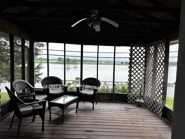 $649,000 | 240 Highway 35, Alma, WI 54610