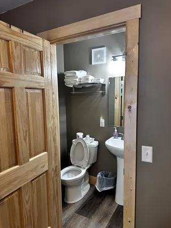 $595,000 | 240 Highway 35, Alma, WI 54610