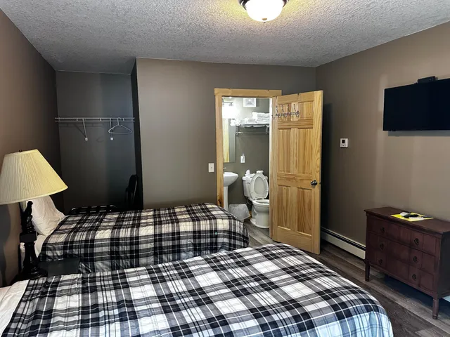 $649,000 | 240 Highway 35, Alma, WI 54610