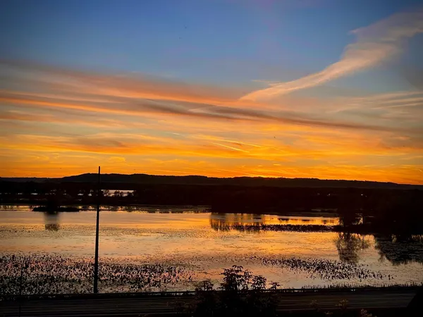 $595,000 | 240 Highway 35, Alma, WI 54610