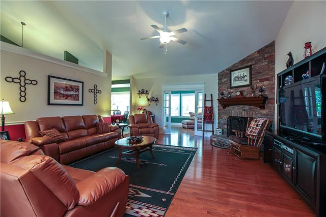 417 Gander Court Spring Hill, TN 37174 - Photo 5 of 15 Gallery Image 5