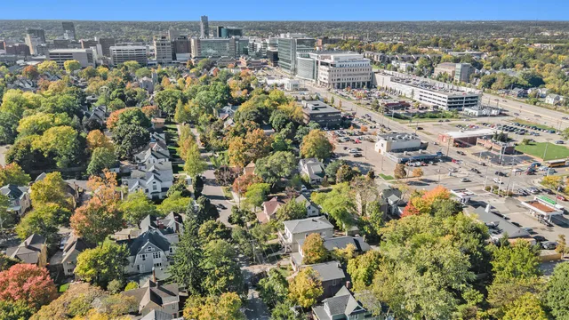 $710,000 | 513 Crescent Street Northeast, Grand Rapids, MI 49503