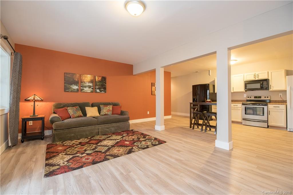 187 Thistle Ridge Clyde, NC 28721 - Photo 28 of 36