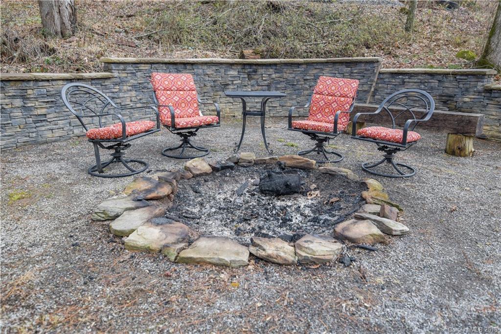 187 Thistle Ridge Clyde, NC 28721 - Photo 34 of 36